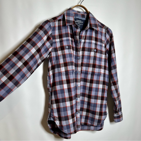 REⵊ Cᴏ-ᴏᴘ Wᴏᴍᴇɴ's Wᴀʟʟᴀᴄᴇ Lᴀᴋᴇ Fʟᴀɴɴᴇʟ Sʜɪʀᴛ - Picture 2 of 9